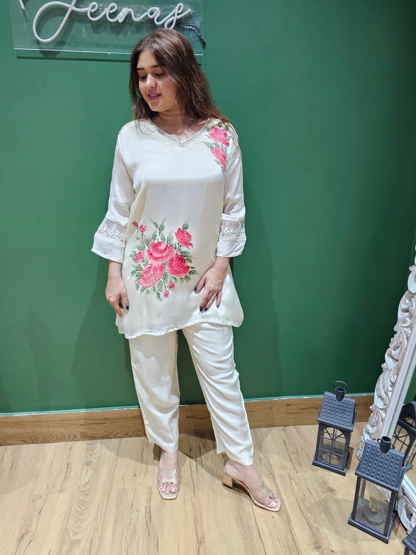 JEENAS pure chinnon with hand painting co-ord set