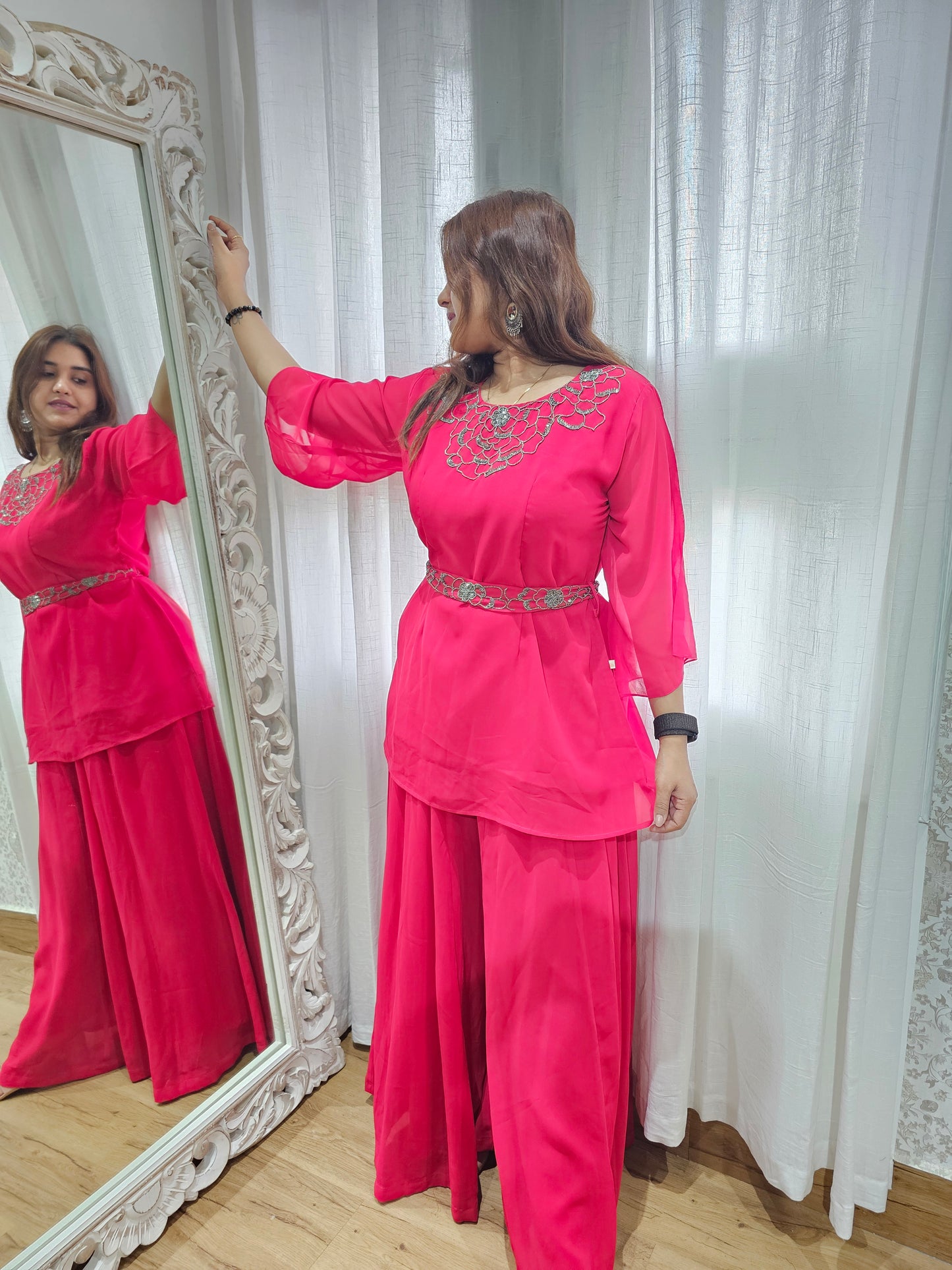 JEENAS Short kurti with divider