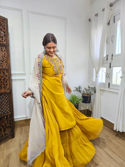 Jeenas heavy embroidery skirt kurta set