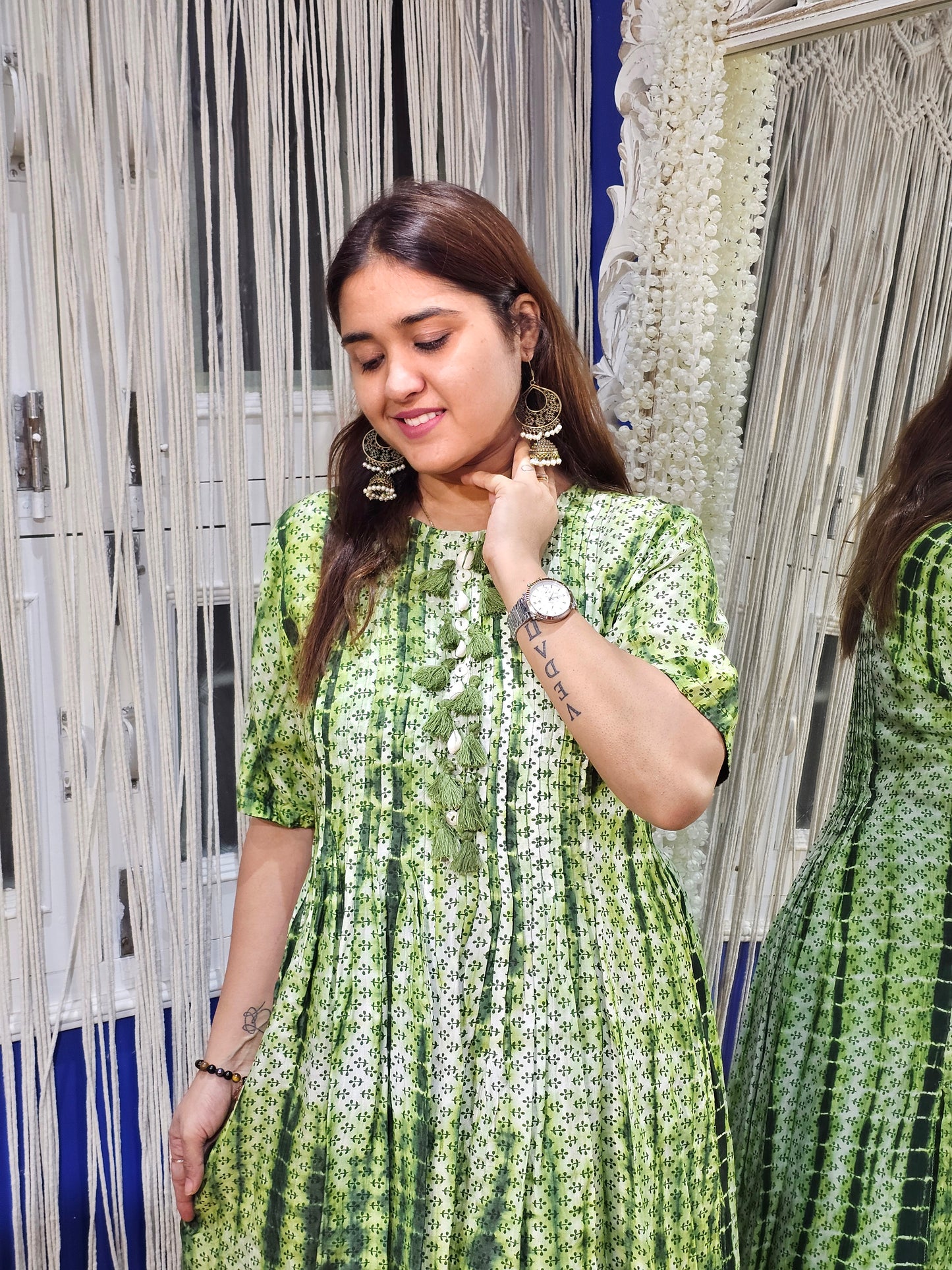 Jeenas apple cut kurta with pant