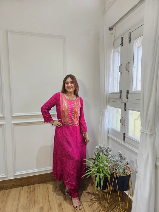 Jeenas Printed crepe antique kurta pant set