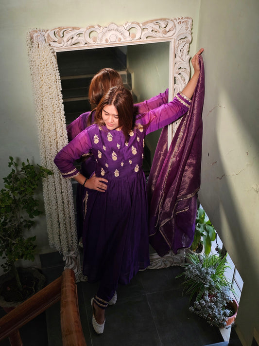 Jeenas purple mul chanderi suit set