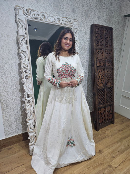 Jeenas embroidered white silk gown