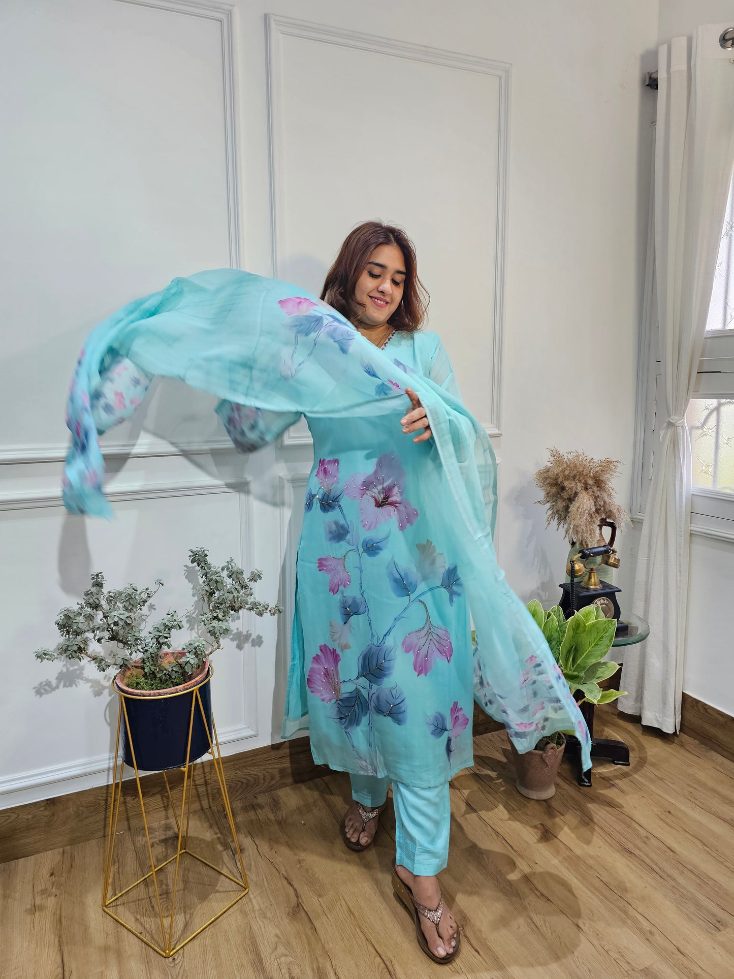 Jeenas organza Printed suit set