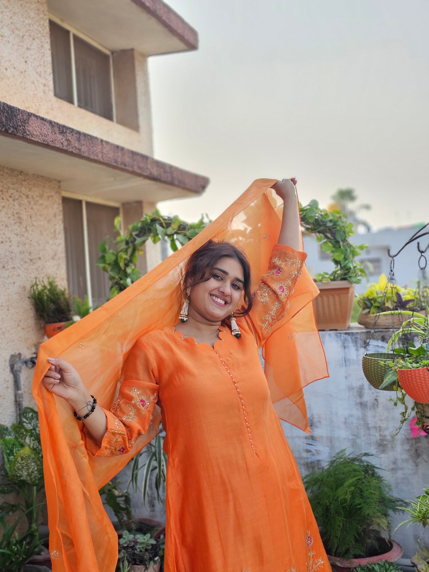 Jeenas elegant zari suit set