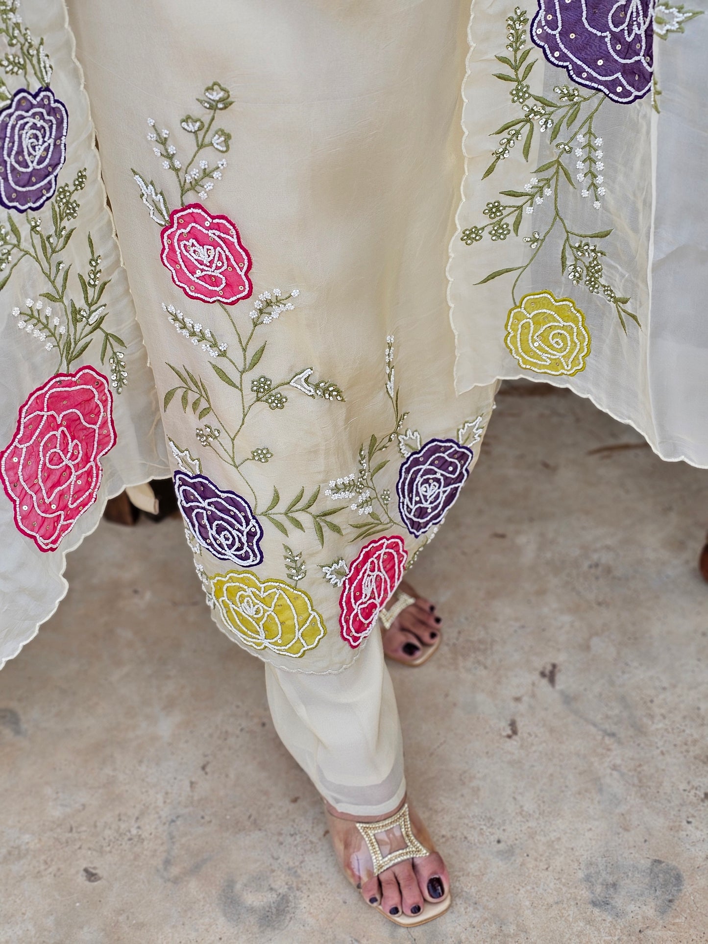 Jeenas Applique ivory suit set