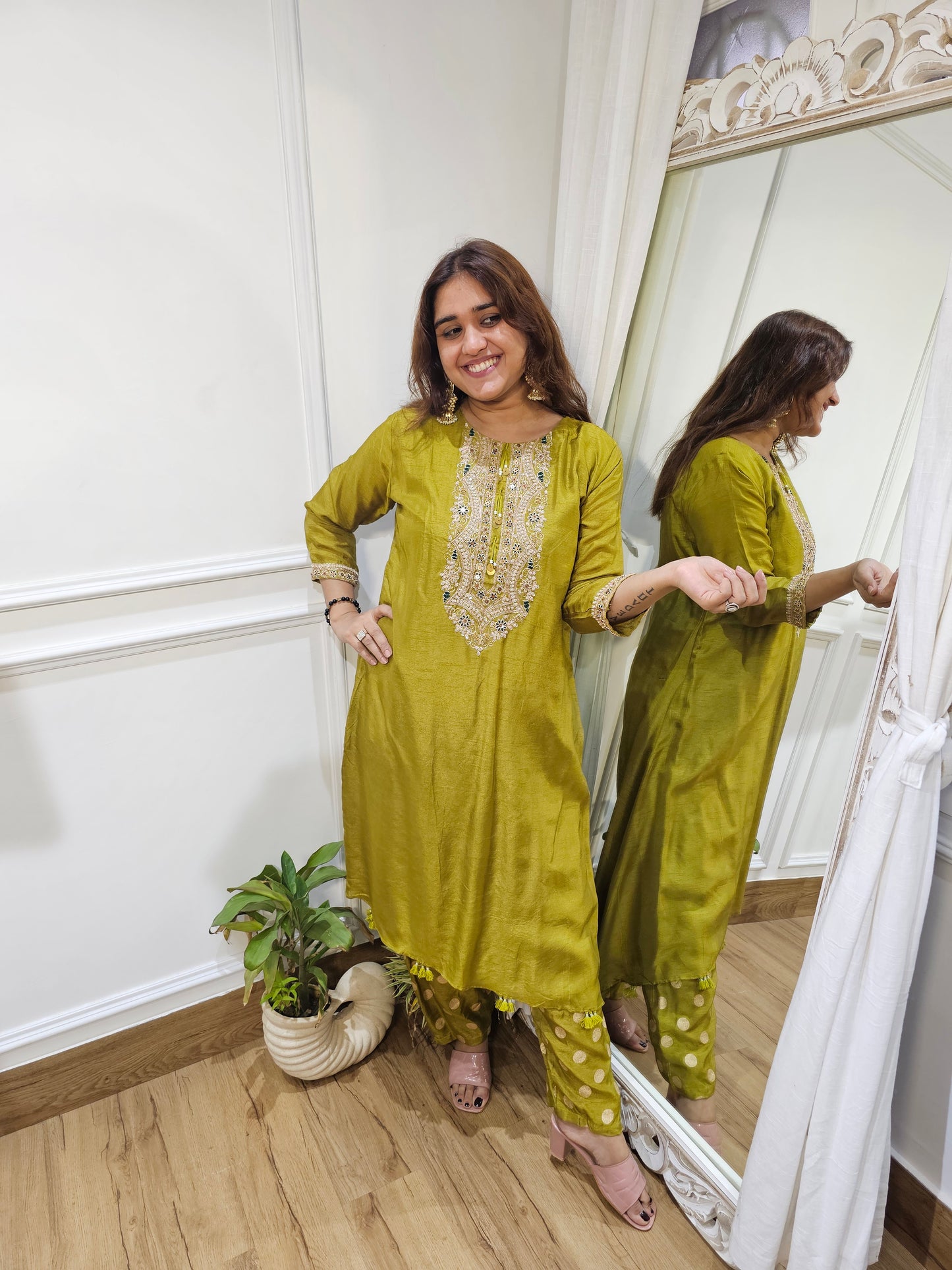 Jeenas silk Polk pant set