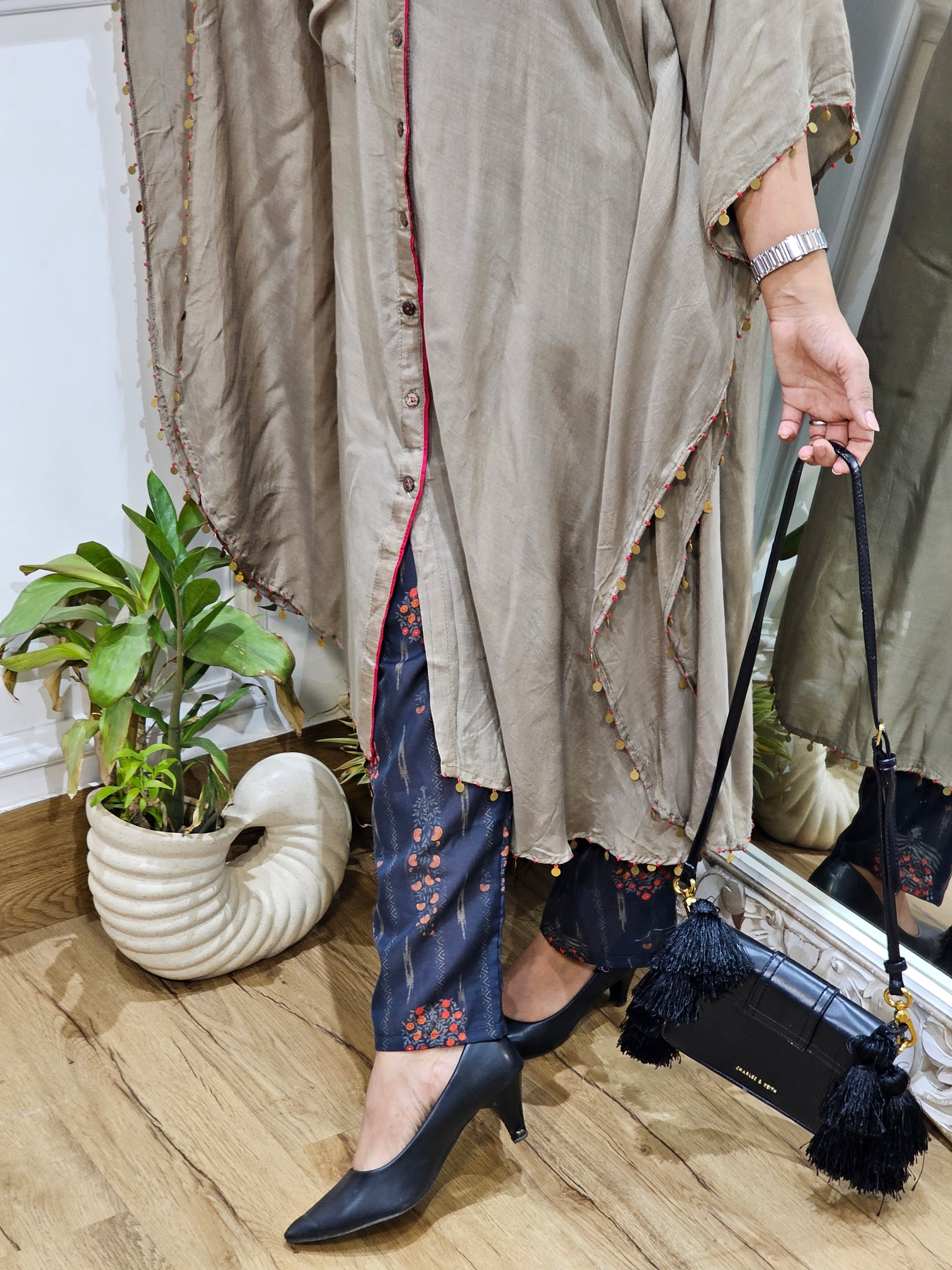Jeenas kaftan kurta pant