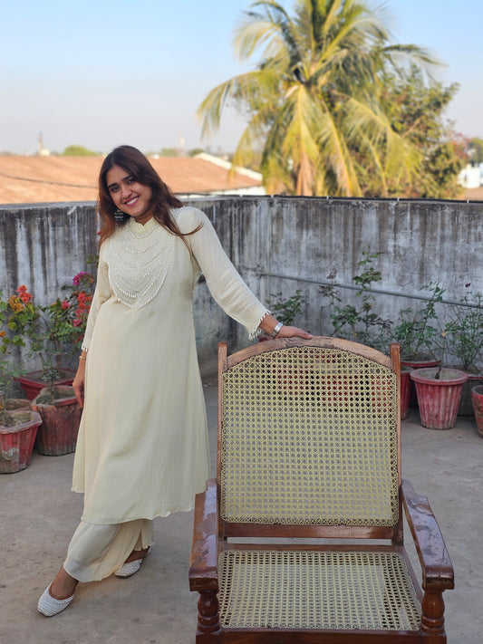 Jeenas pearl kurta pant