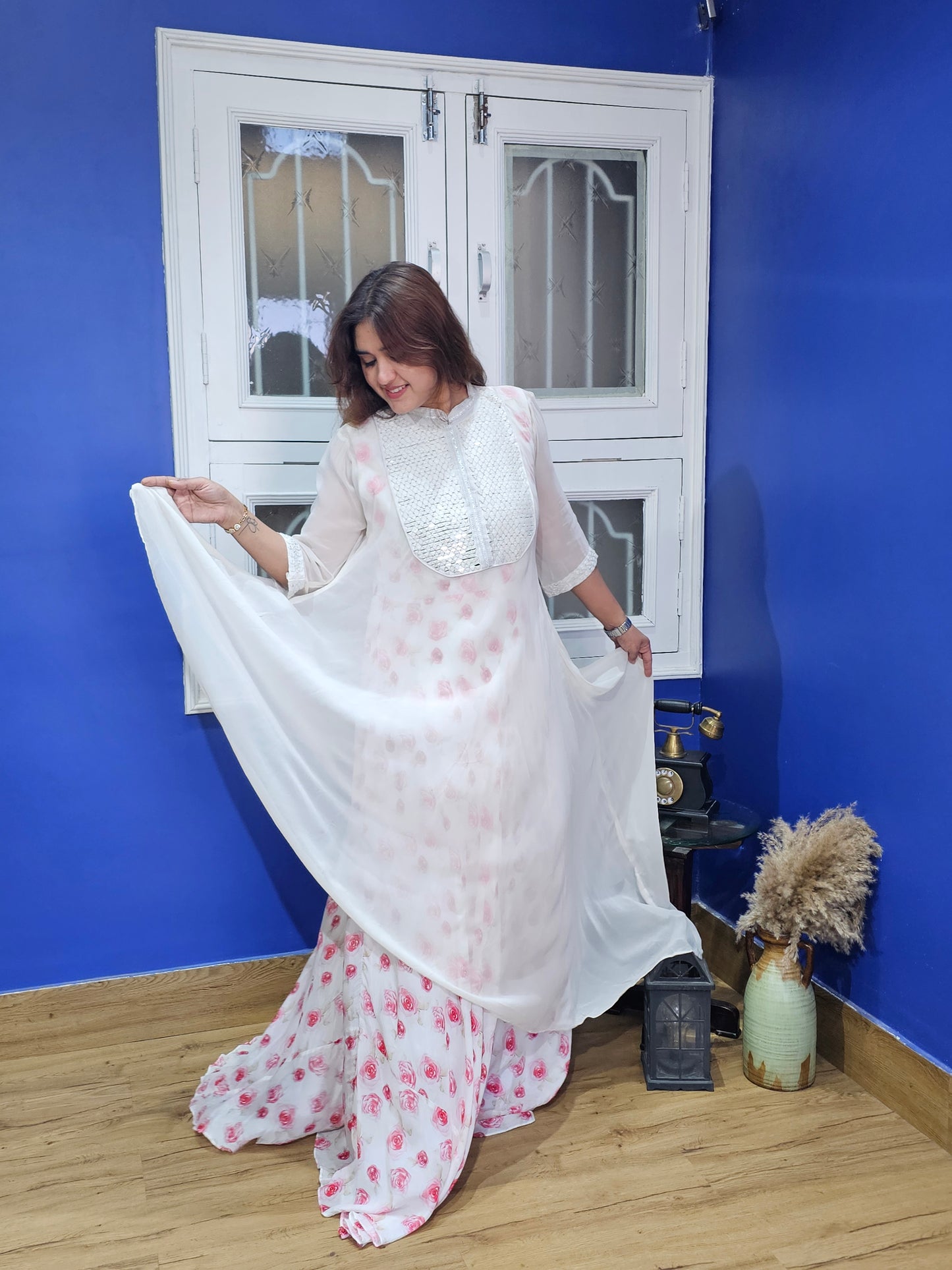 Jeenas white rose gown