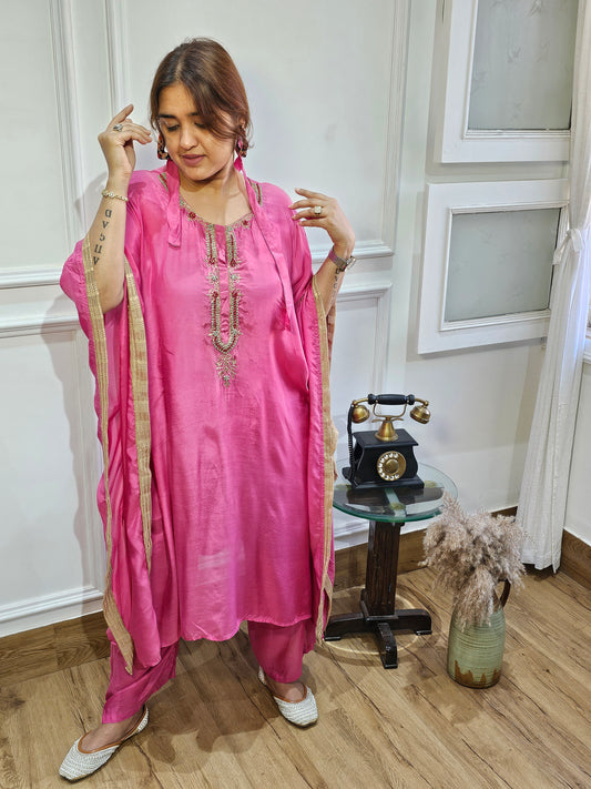 Jeenas kafta pink cordset