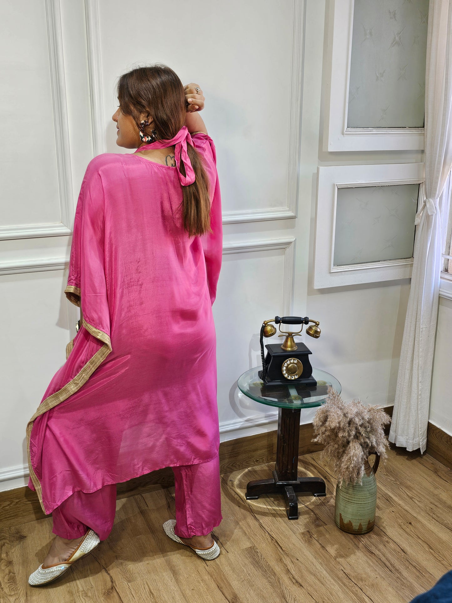 Jeenas kafta pink cordset