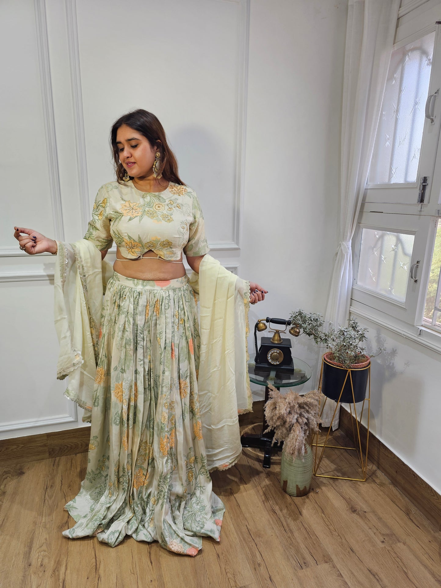 Jeenas printed hand work lengha