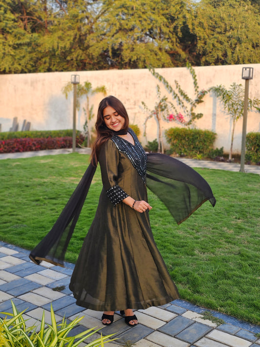 Jeenas anarkali tissue glass work suit set