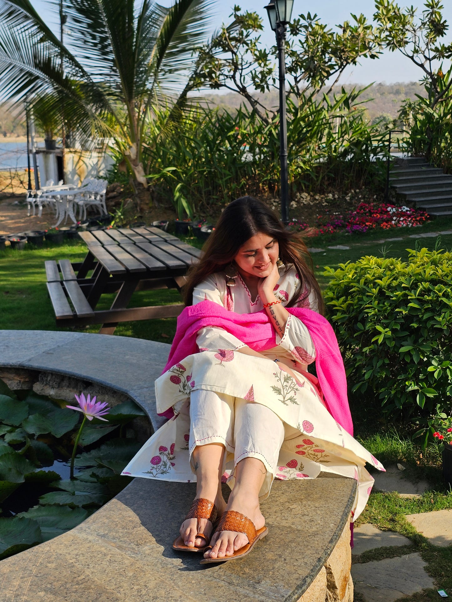 Jeenas floral pure cotton suit with doriya dupatta