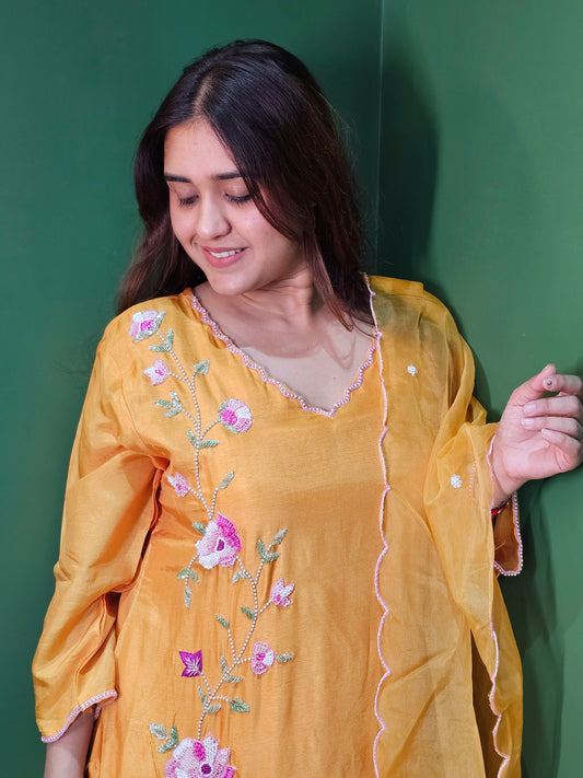 Jeenas pure silk suit