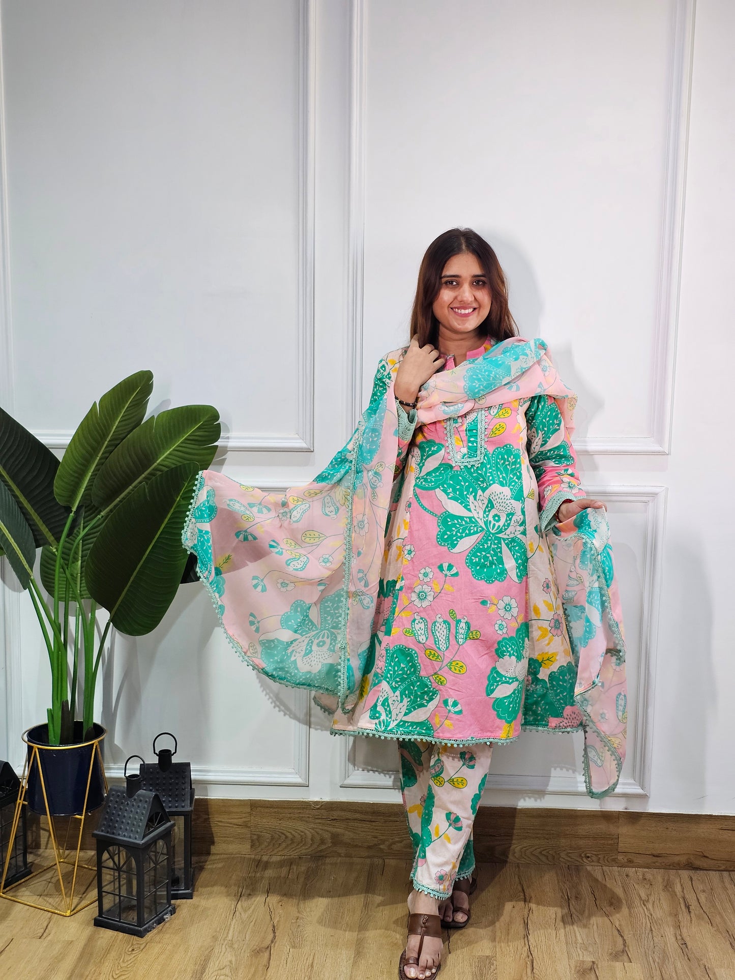Jeenas floral pure mal cotton suit