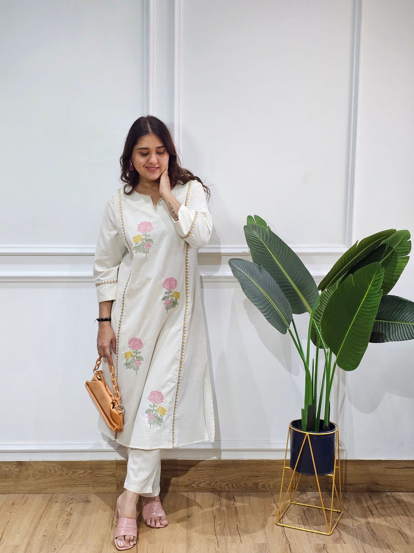 Jeenas ivory set