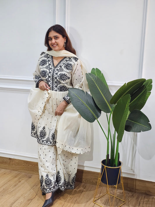 Jeenas ivory black embroidered suit set