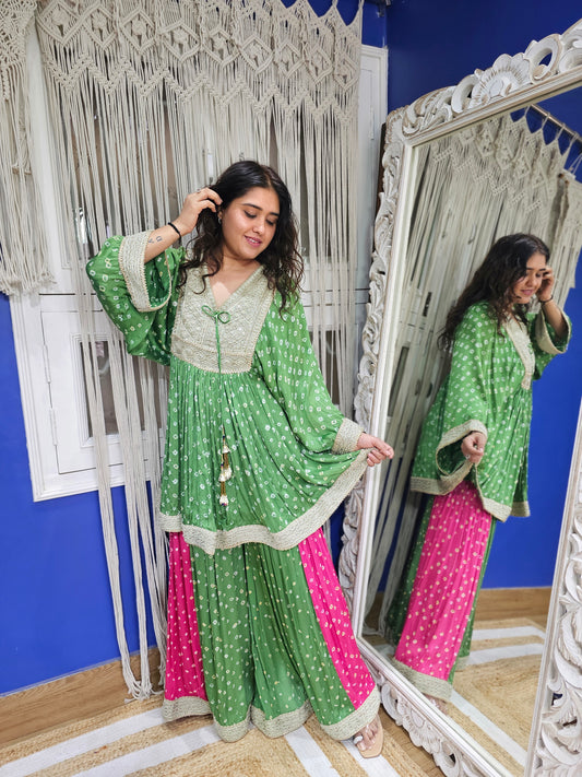 Jeenas bandhani divider set