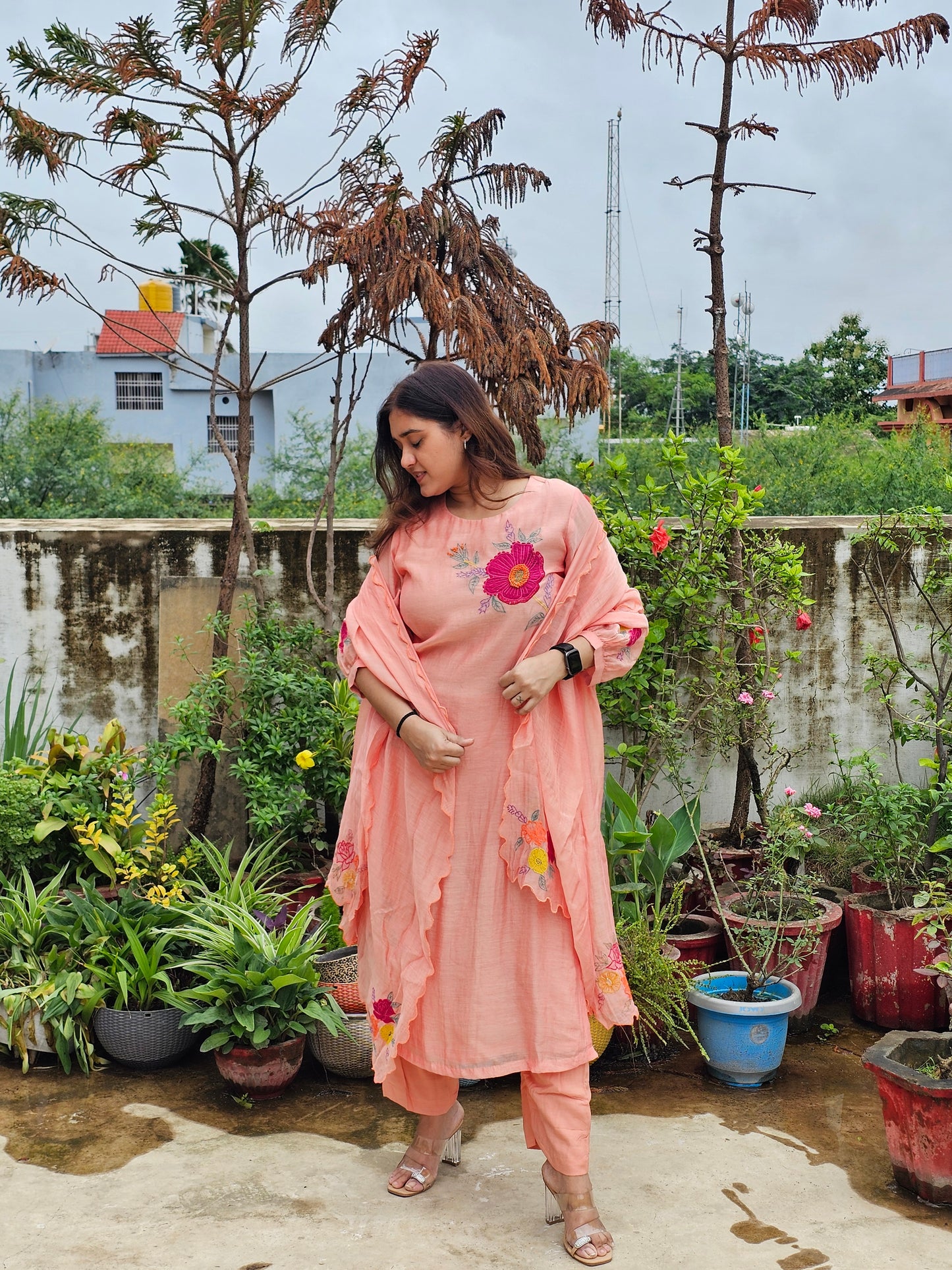Jeenas embroidery suit set