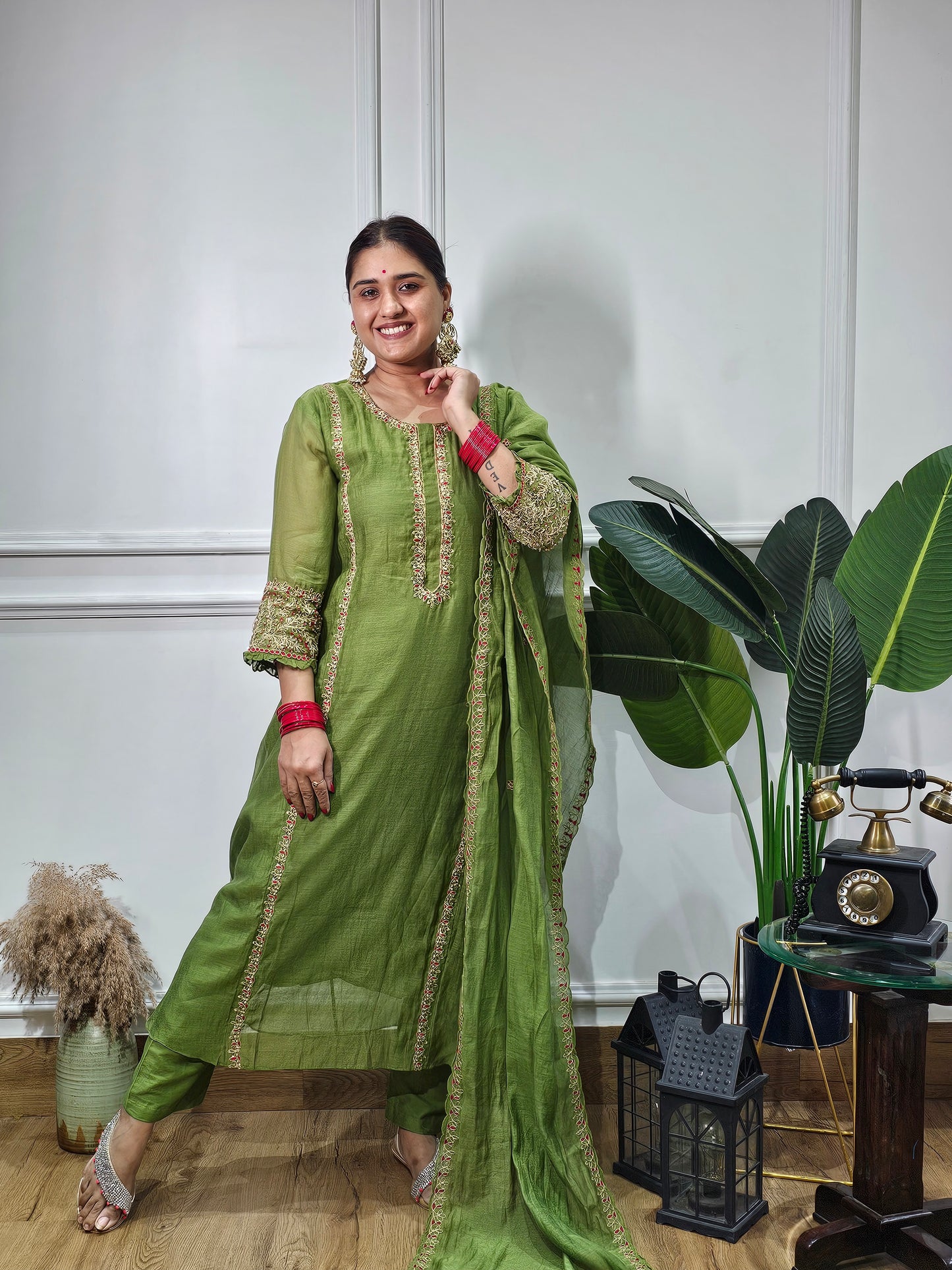 Jeenas vpure mul chanderi suit set