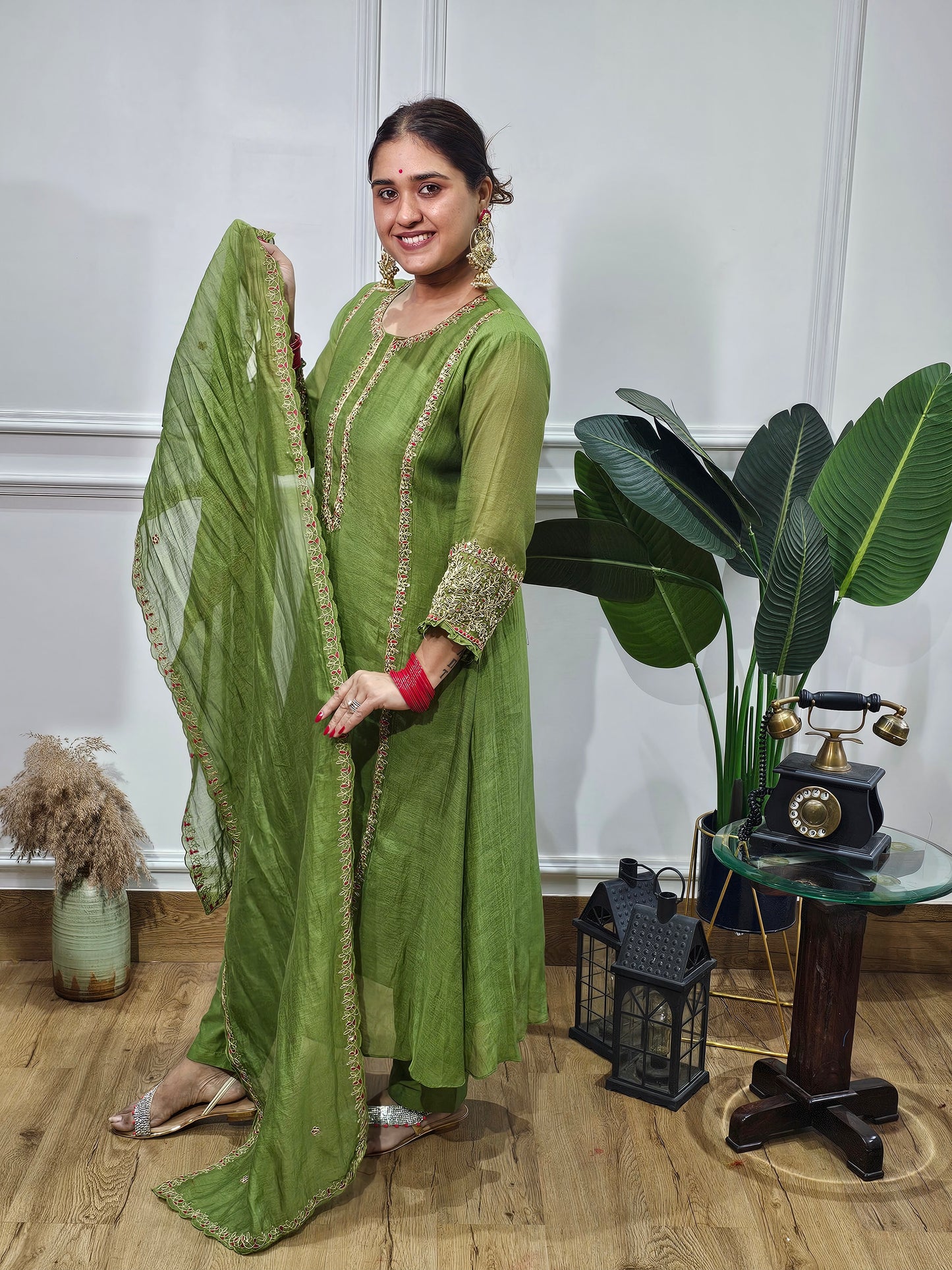 Jeenas vpure mul chanderi suit set