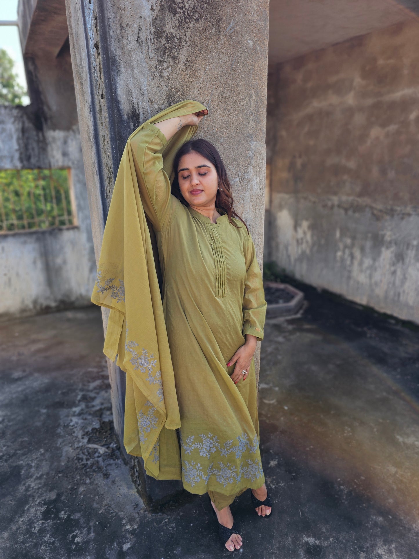 Jeenas mul chanderi suit set