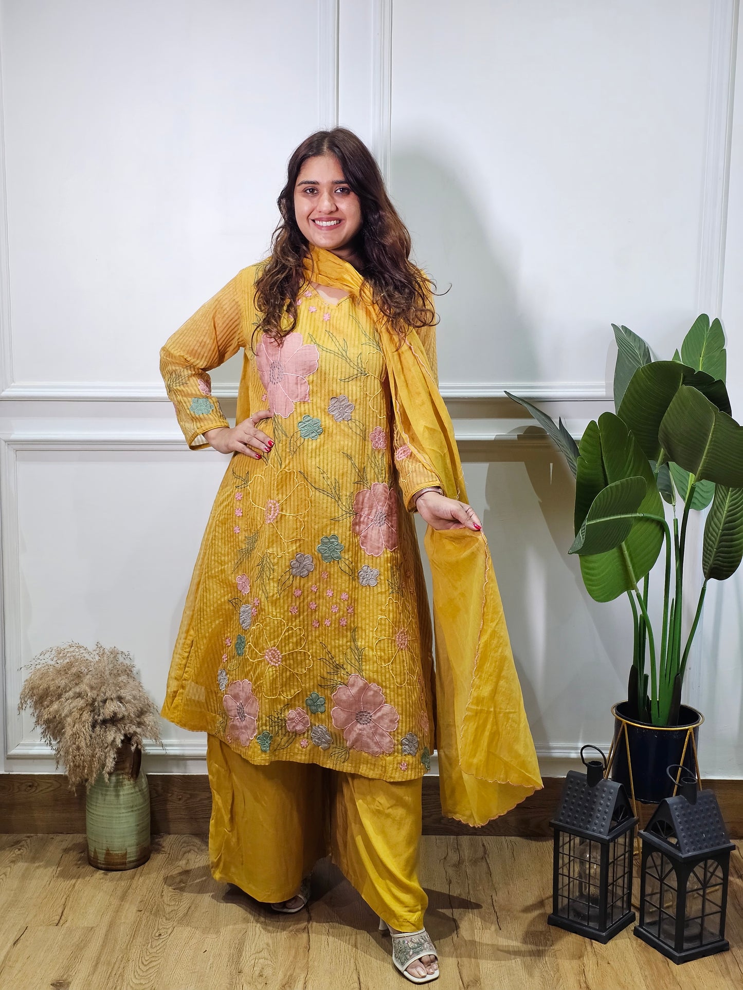 Jeenas mul chanderi suit set