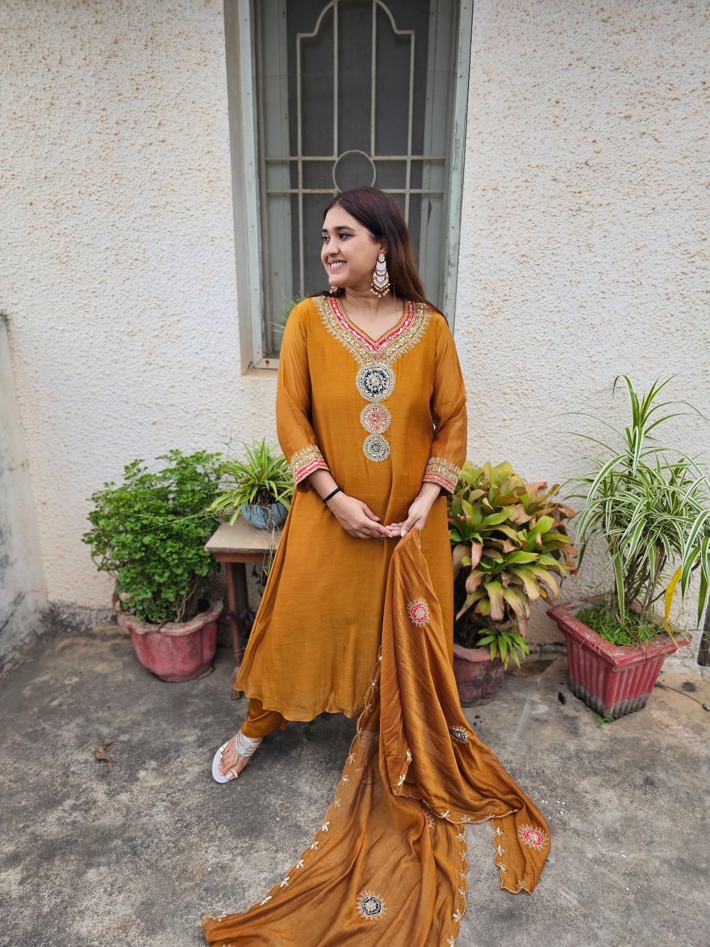 Jeenas mul chanderi suit set