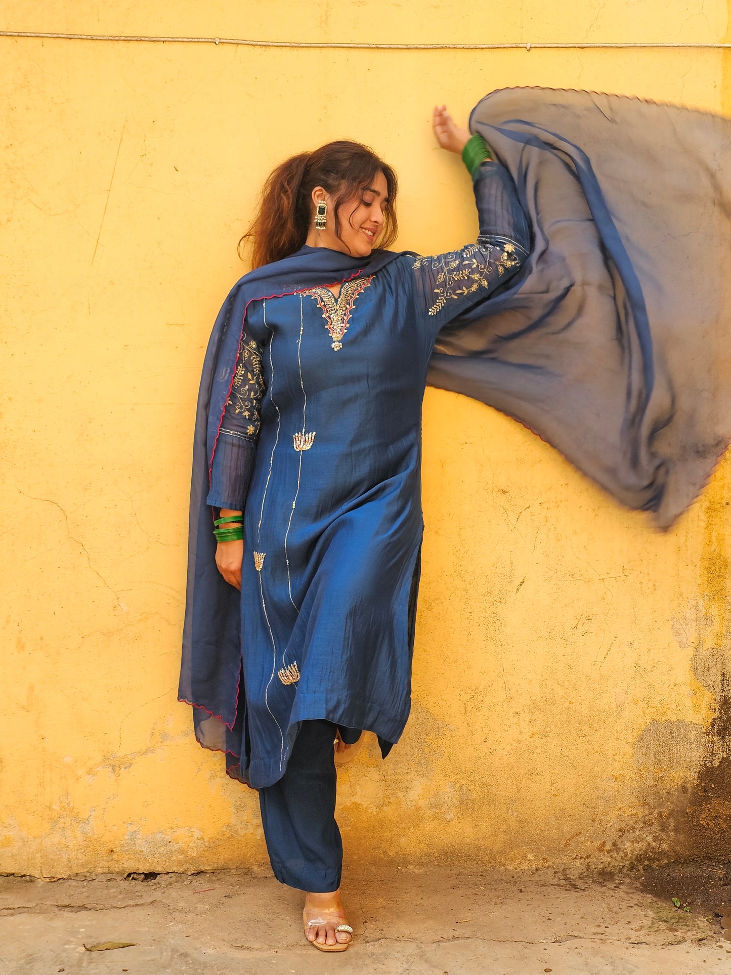 Blue noor