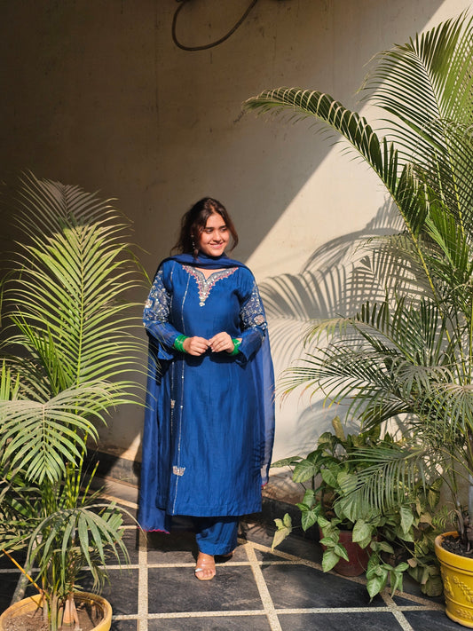 Blue noor