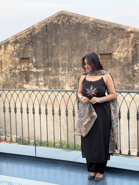 Kalamkari Essence