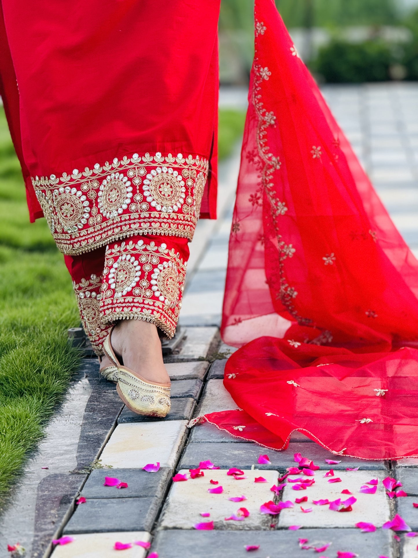 Jeena's kurta pant and organza dupatta