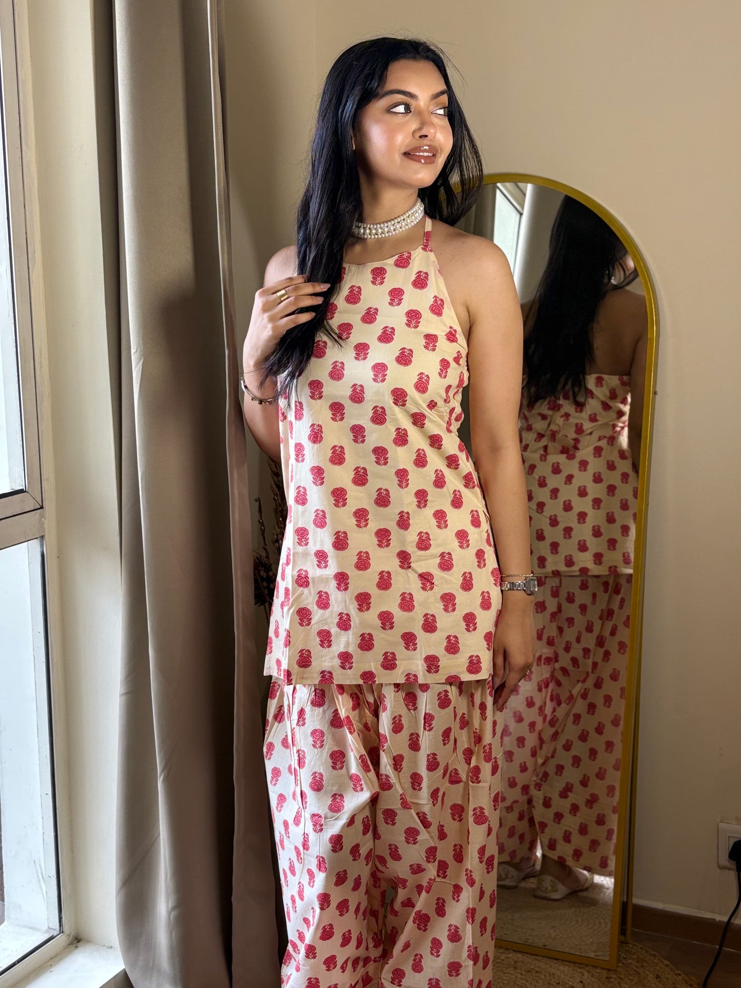 Gulzar Farshi 🌸