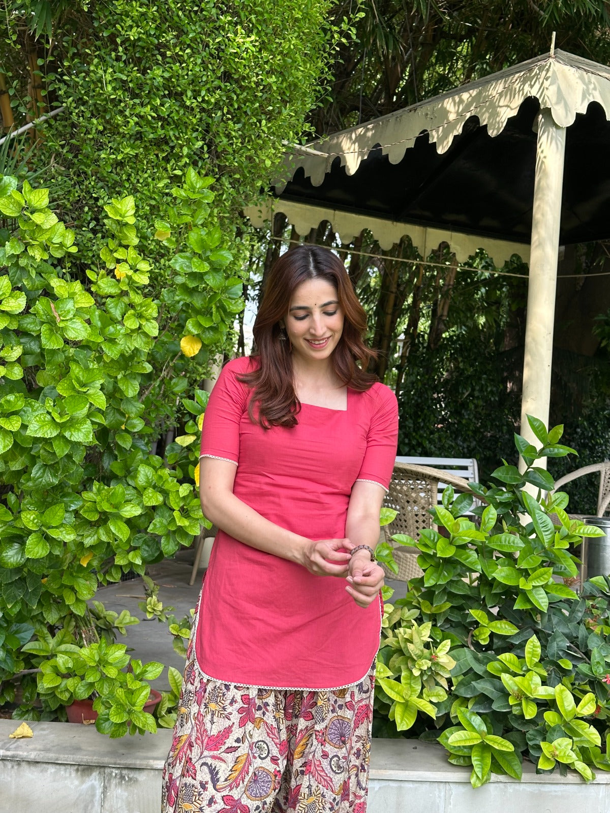 Gulmohar Farshi Set 🌺