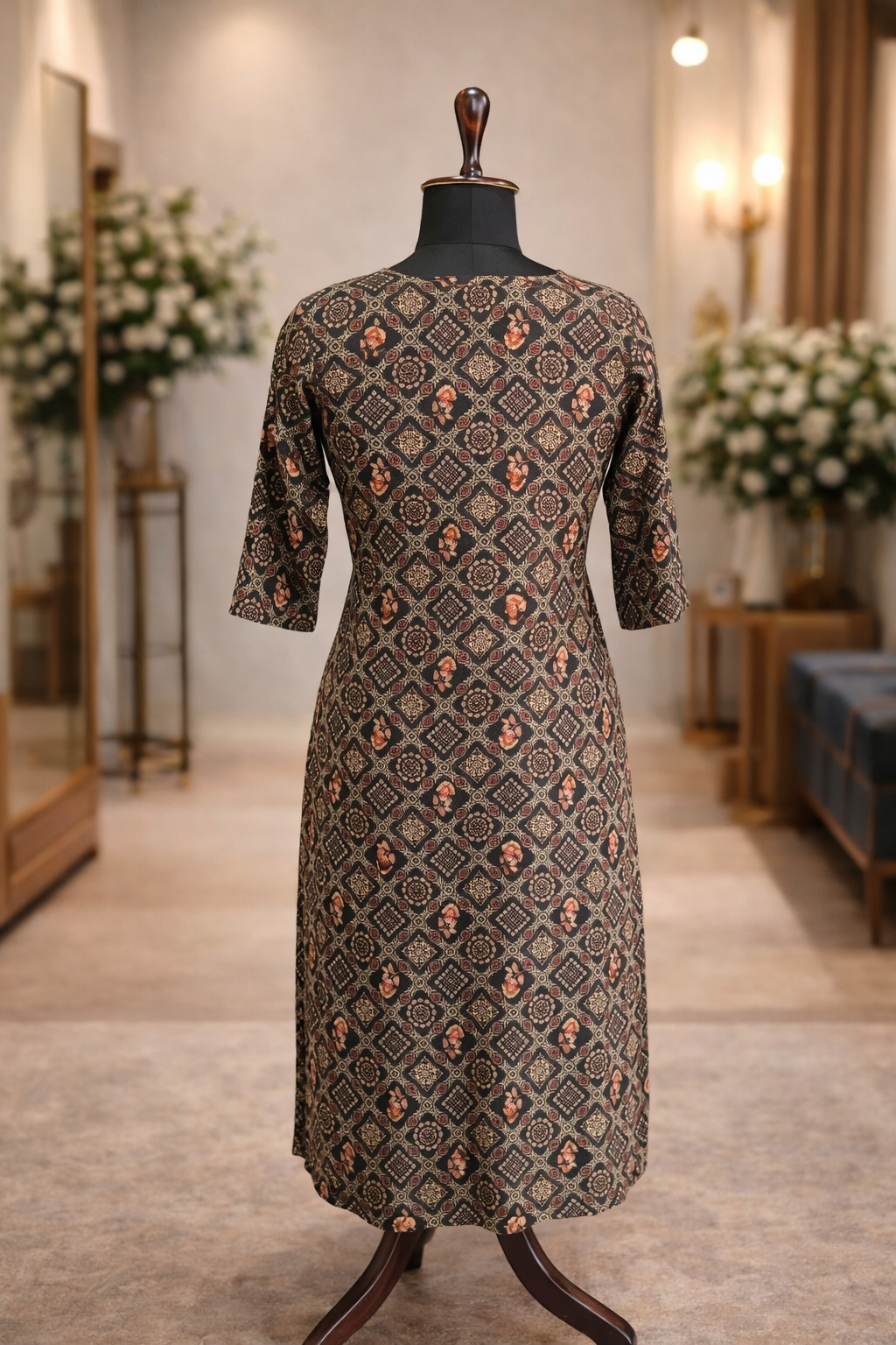 Jeenas Kurta