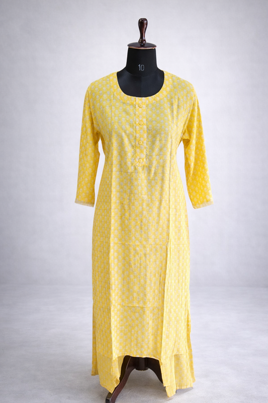 Jeenas yellow suit