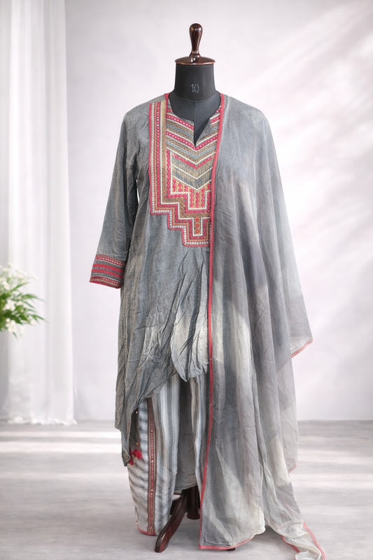 Jeenas Grey Dupatta Set