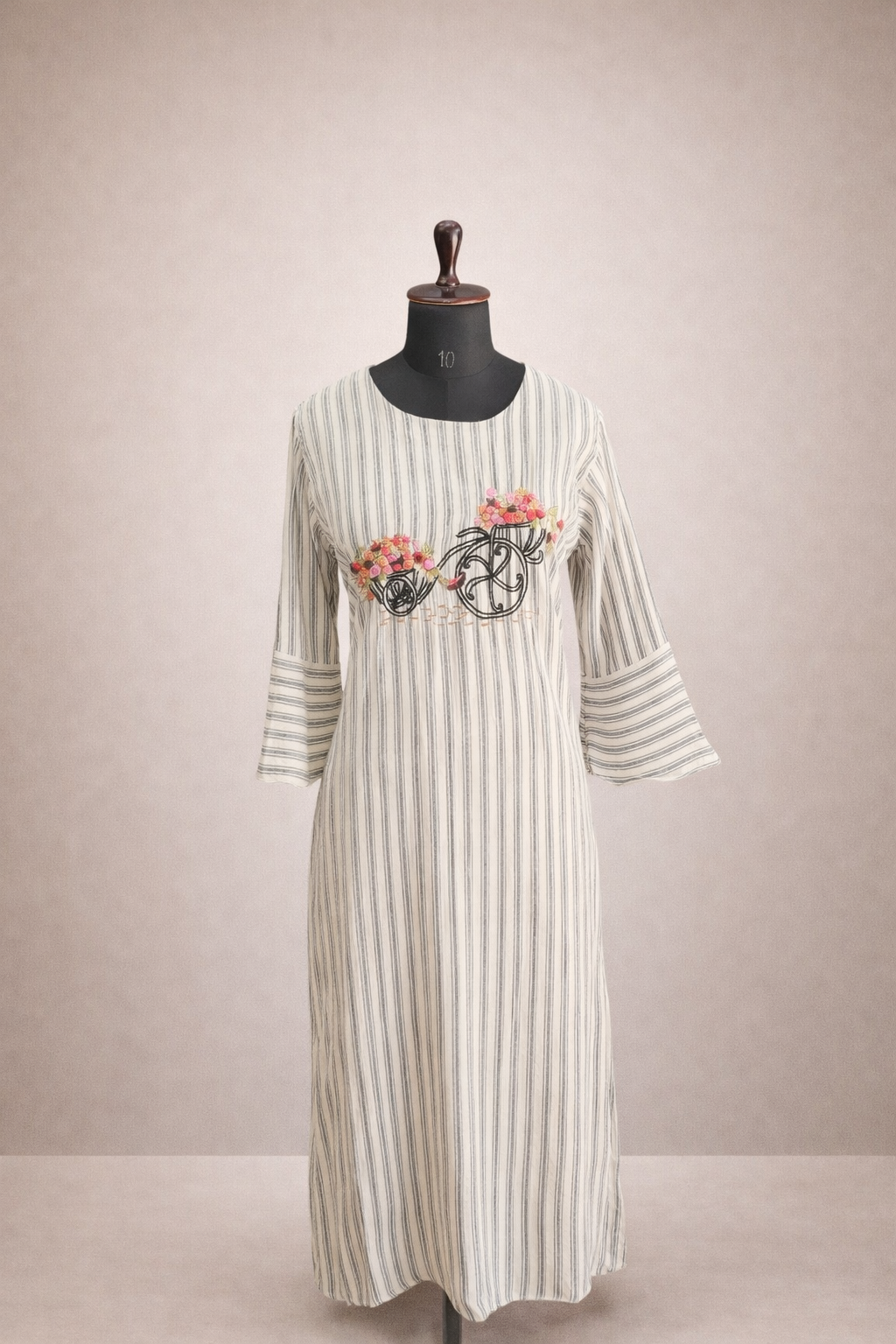 Jeenas kurta