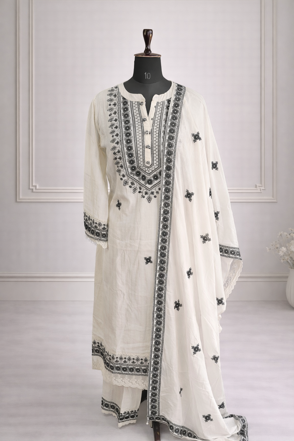 jeenas dupatta set