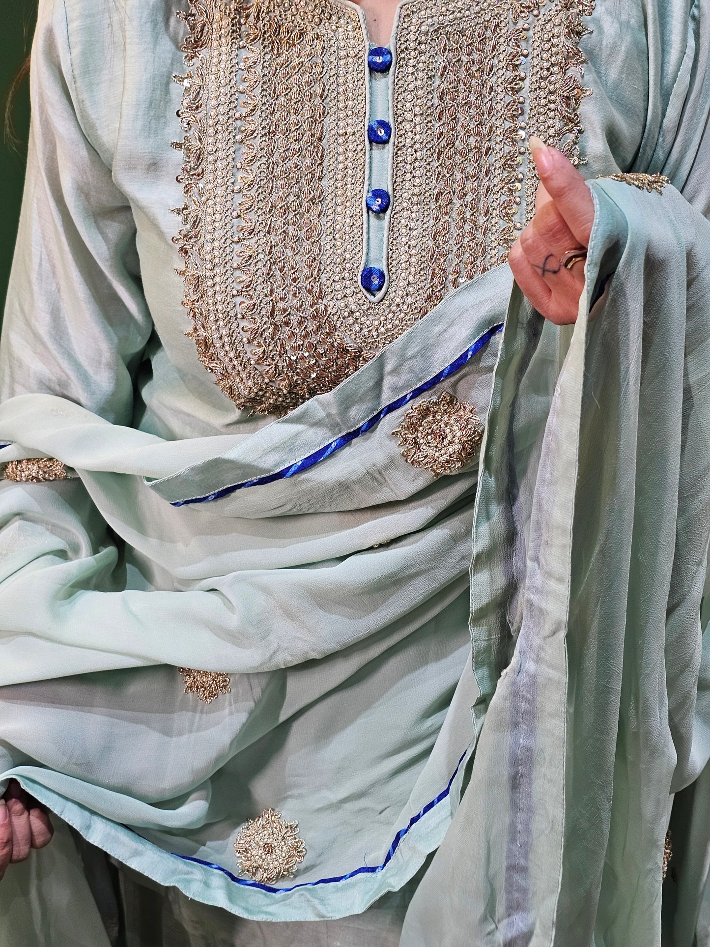 Jeenas Traditional 3 Piece Set