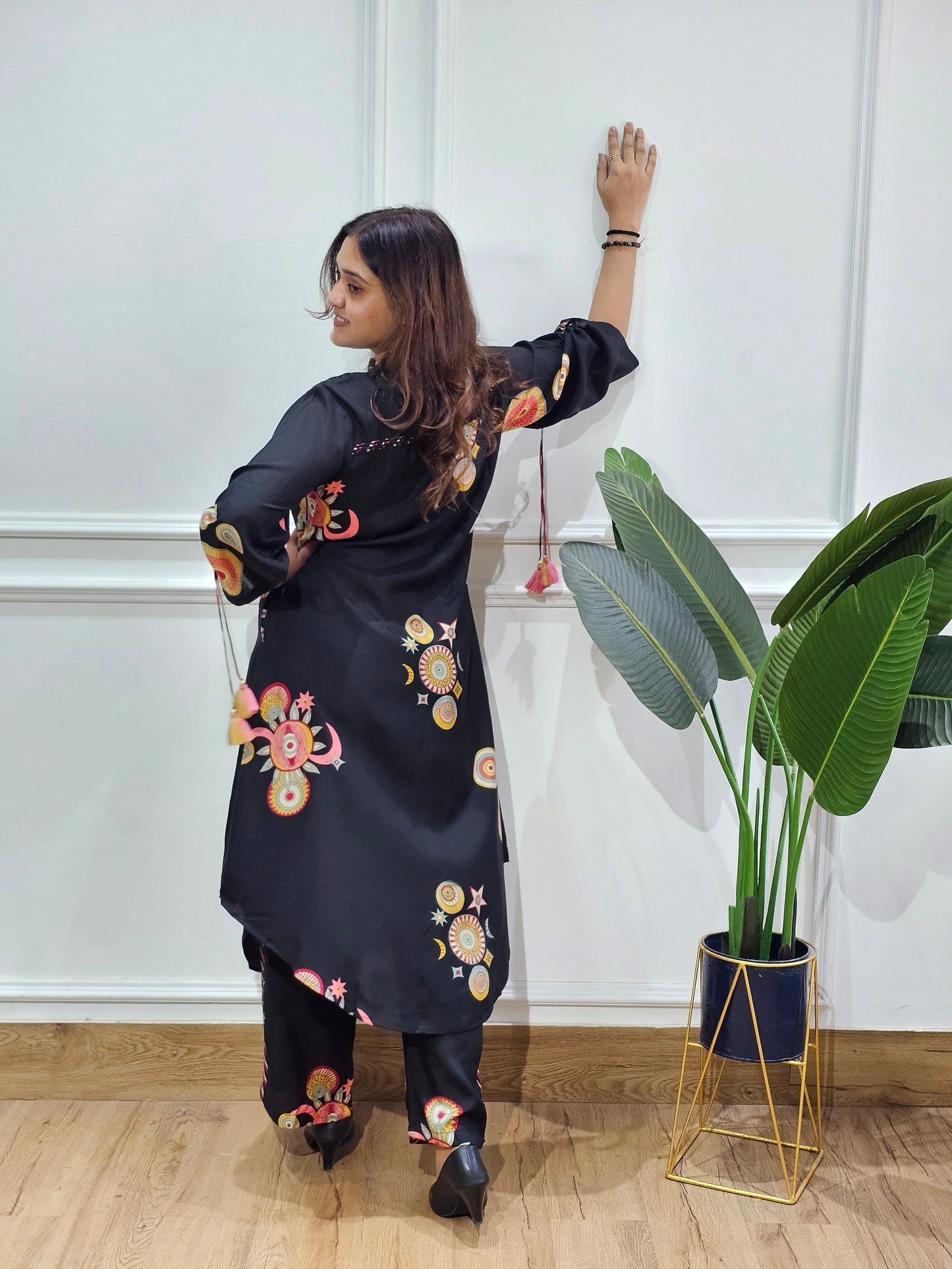 Jeenas digital black pant kurta
