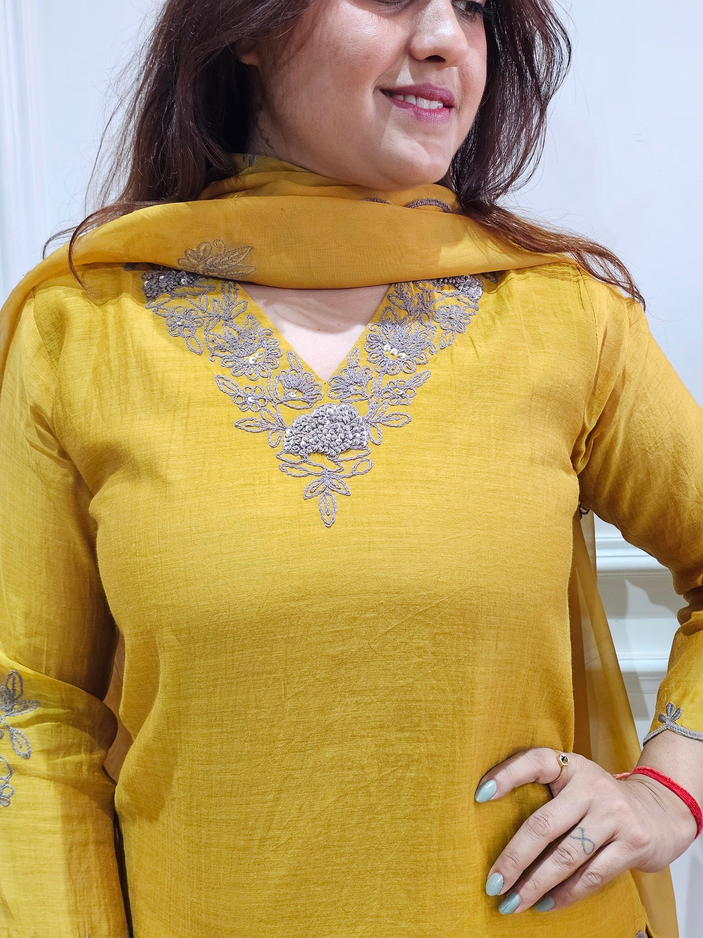 Gul-e-Sunheri 🌼