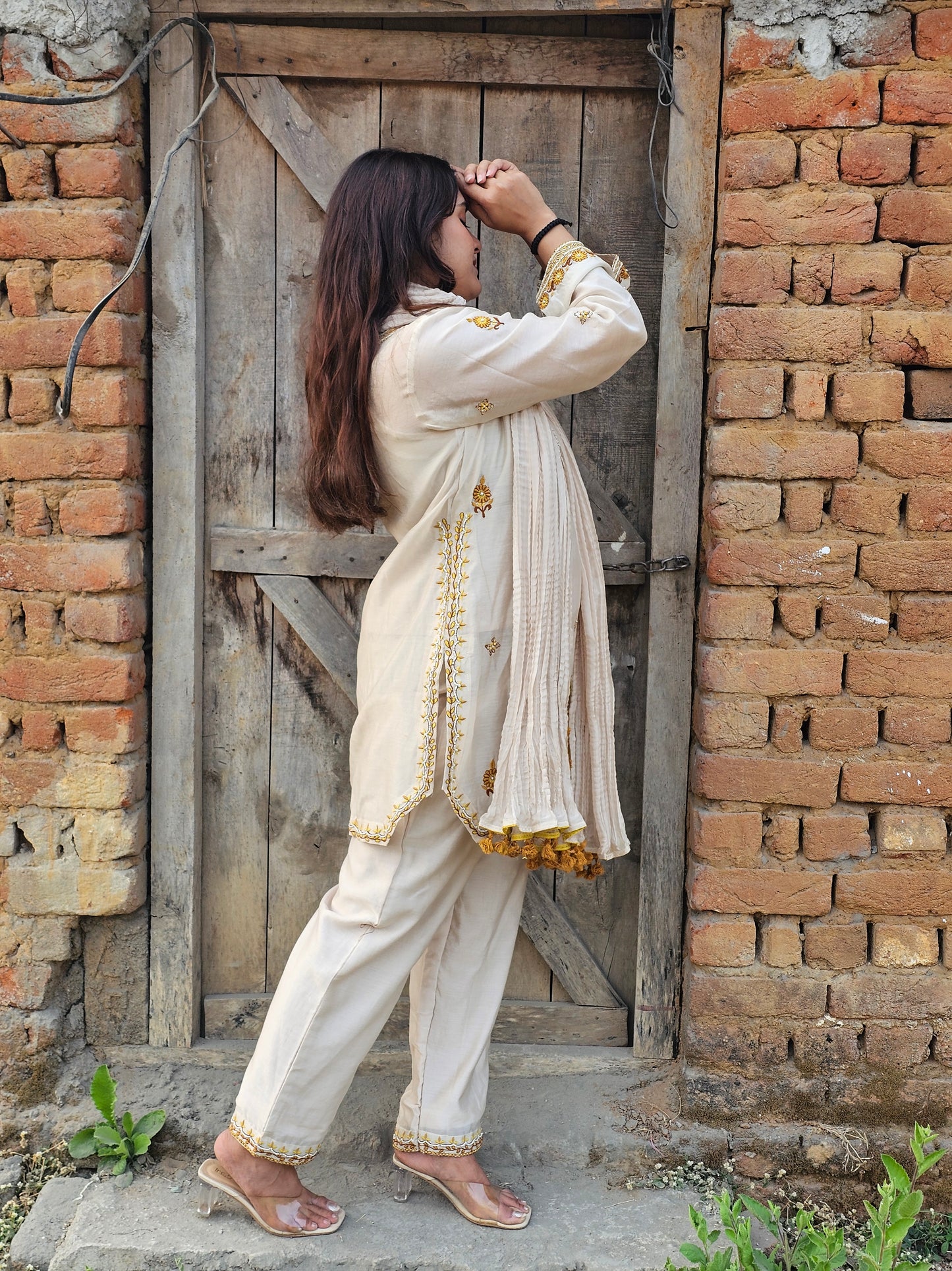 Kesar Angna
