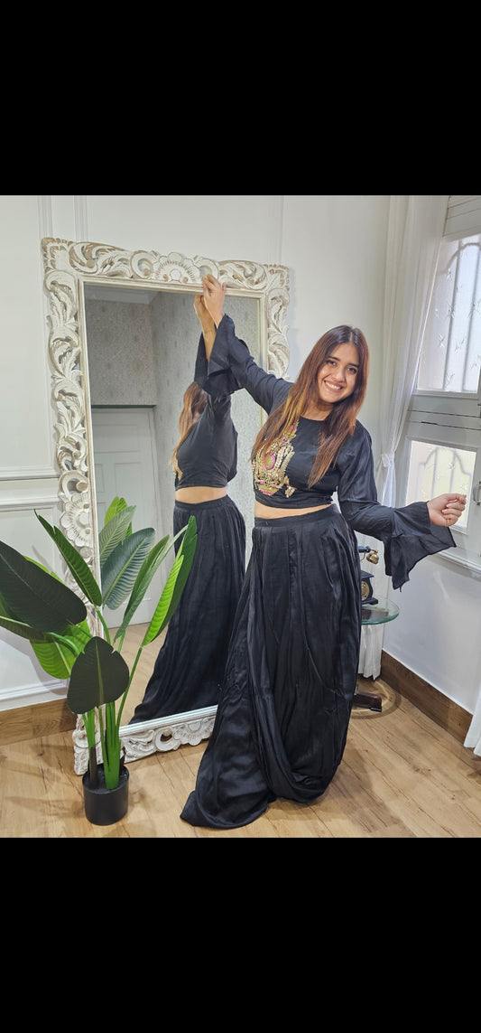 Jeenas black cordset