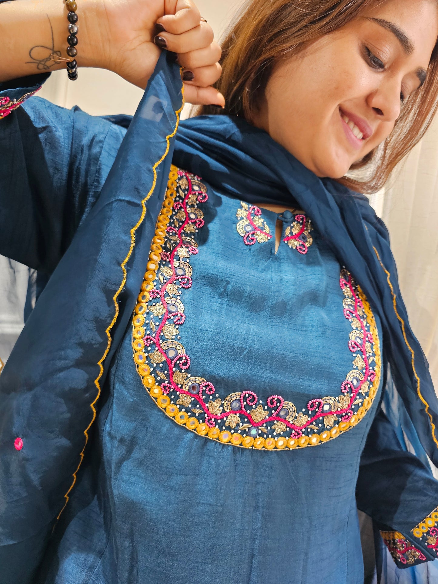 Jeenas silk suit set
