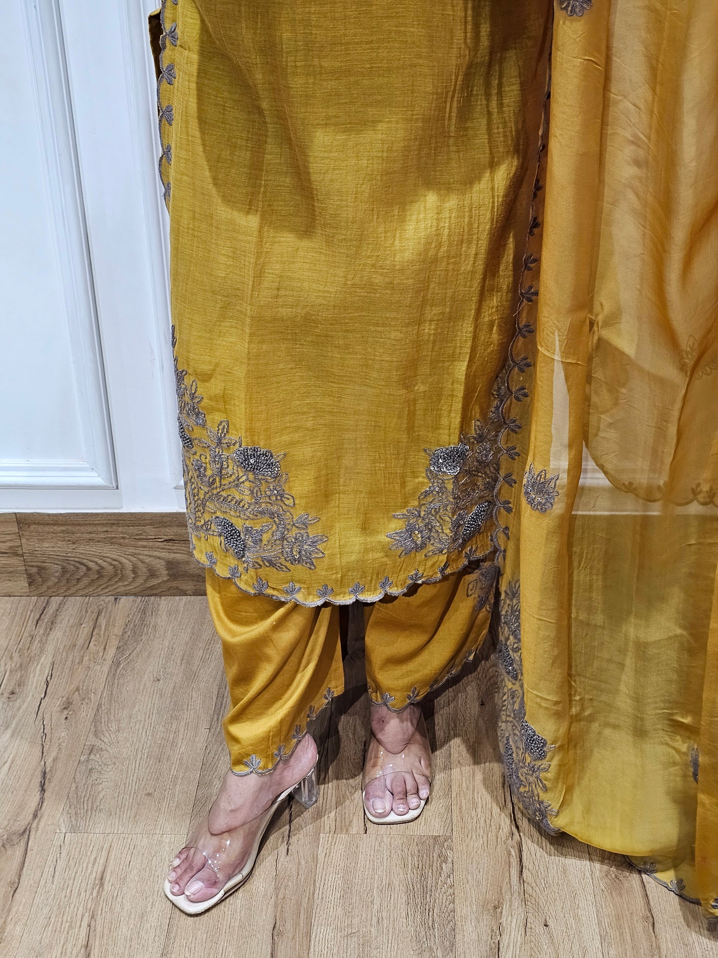 Gul-e-Sunheri 🌼